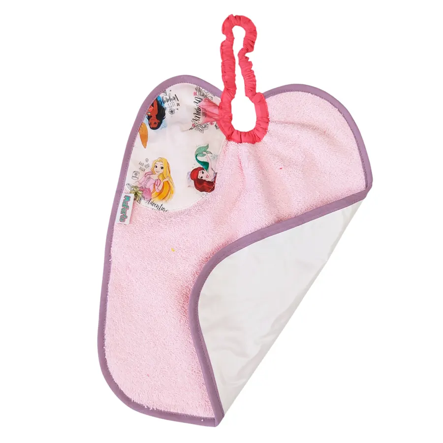 Babero escolar plastificado princesas